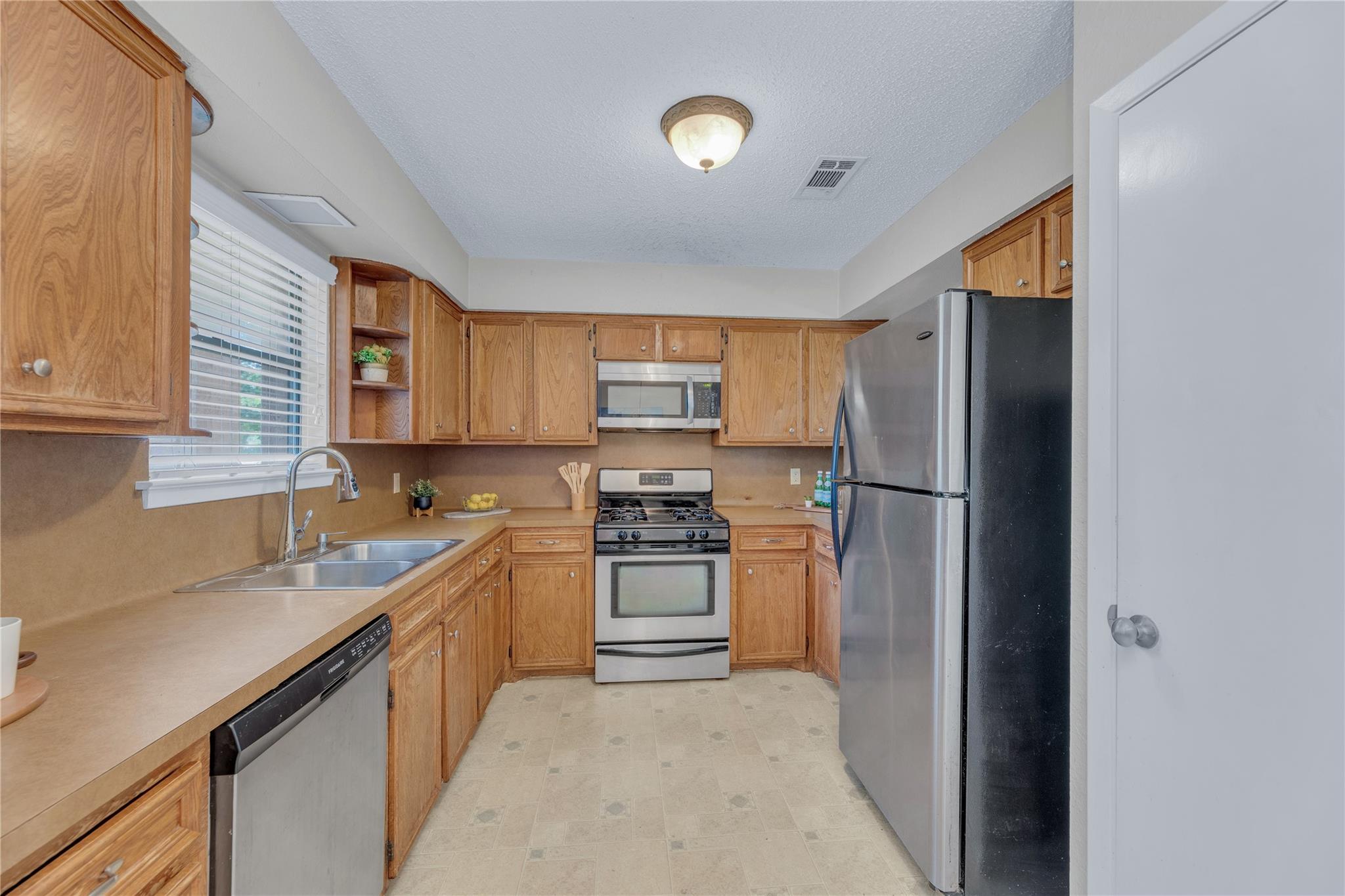 12306 Split Rail PKWY