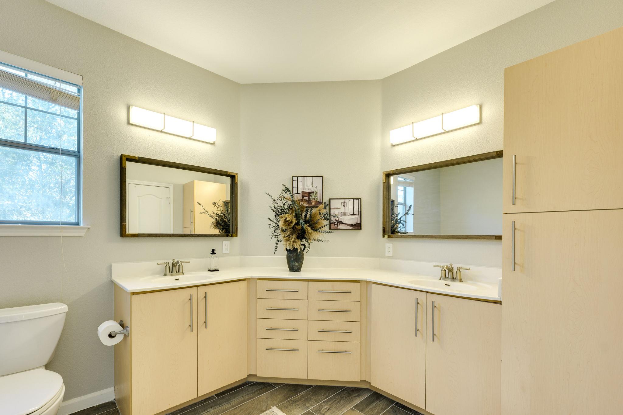 11203 Ranch Road 2222 # 901