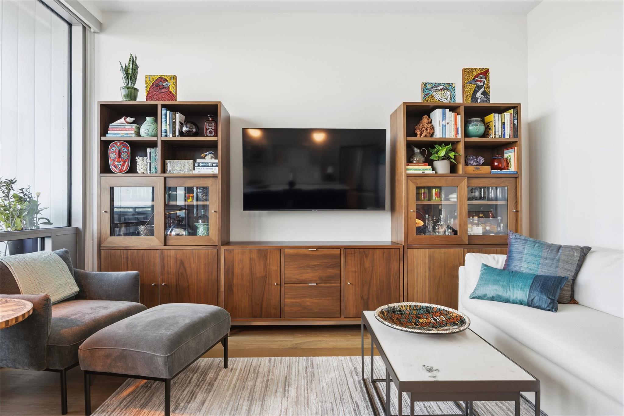 222 West Ave # 1808