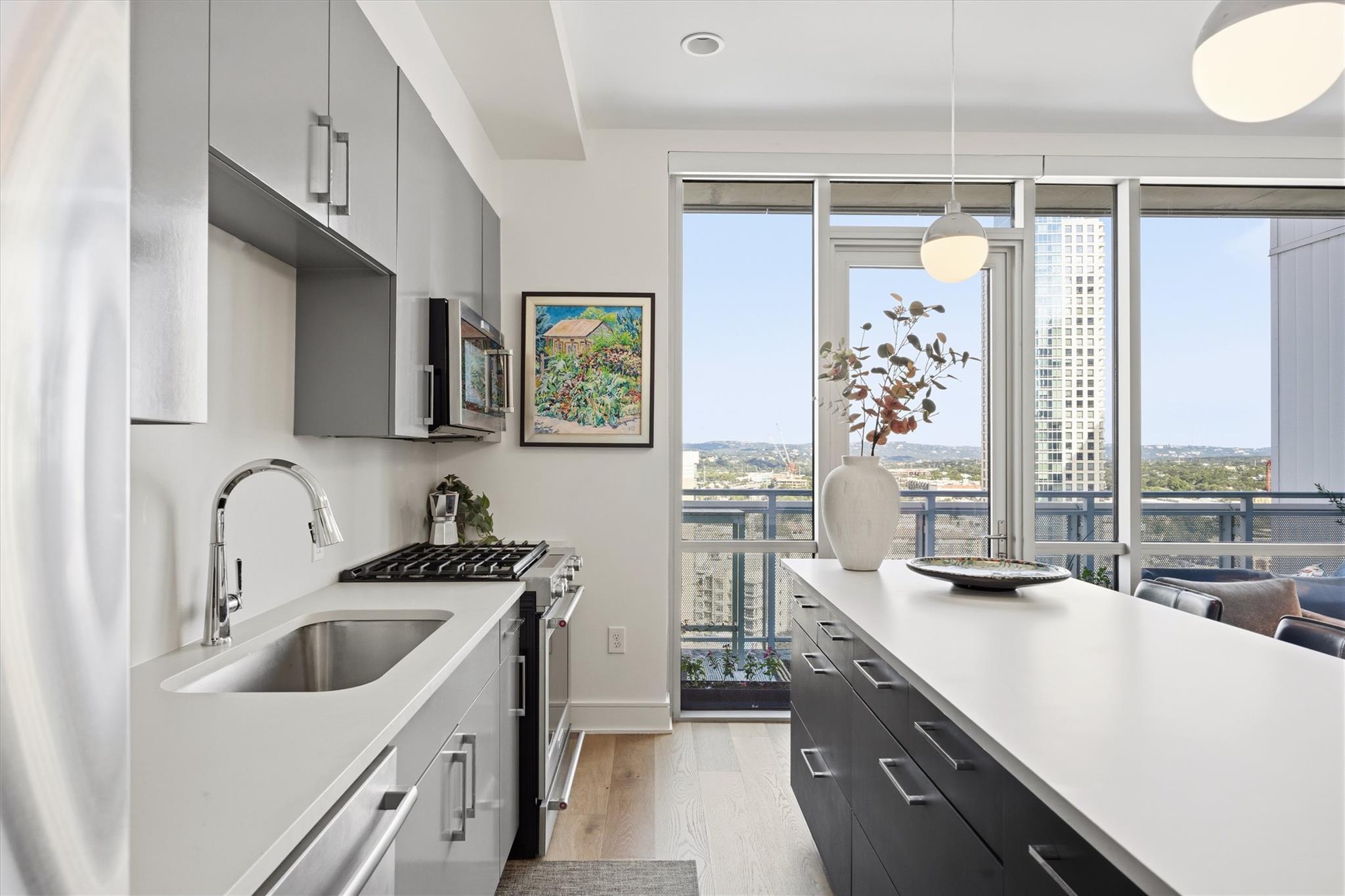 222 West Ave # 1808