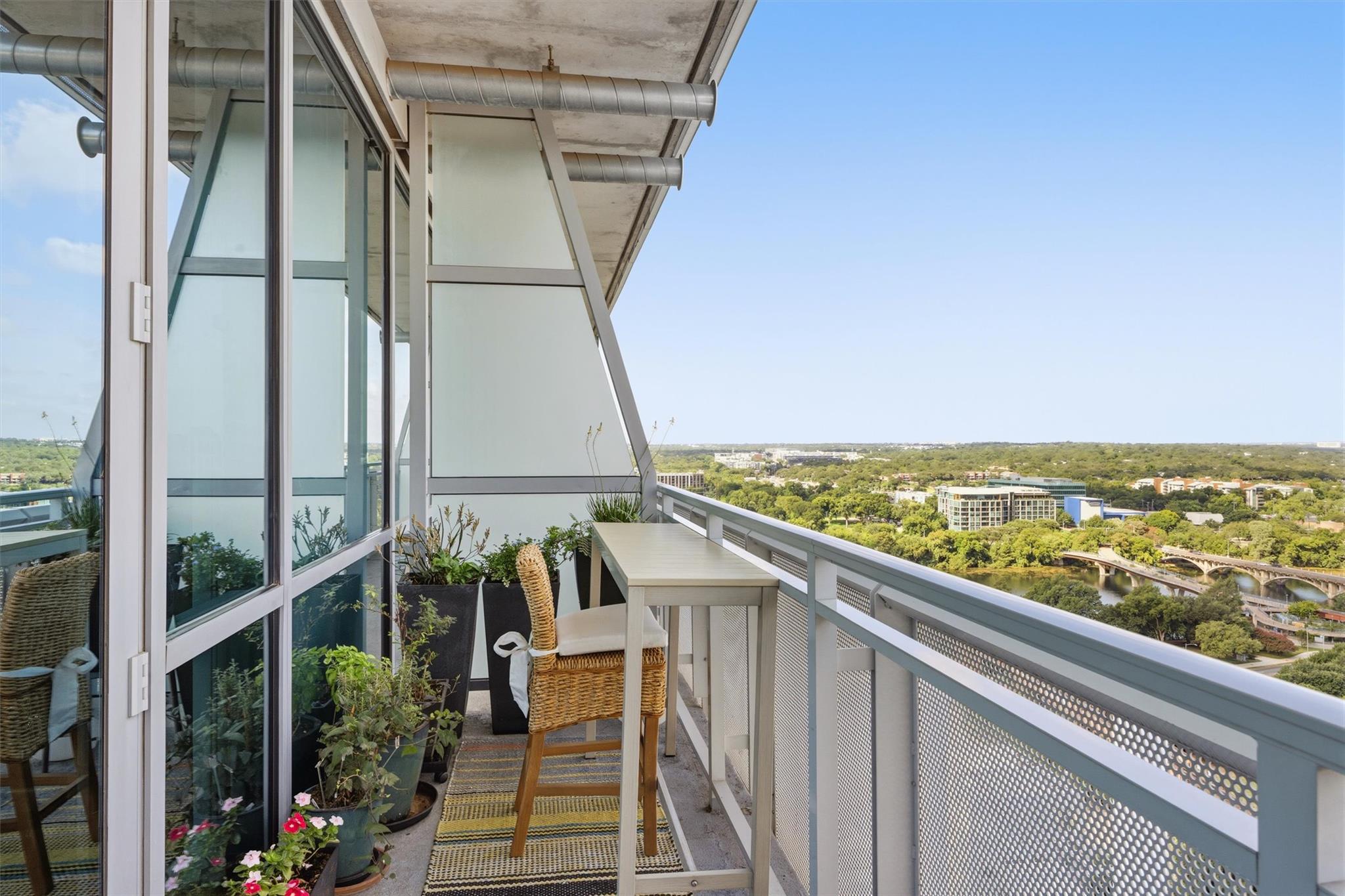 222 West Ave # 1808