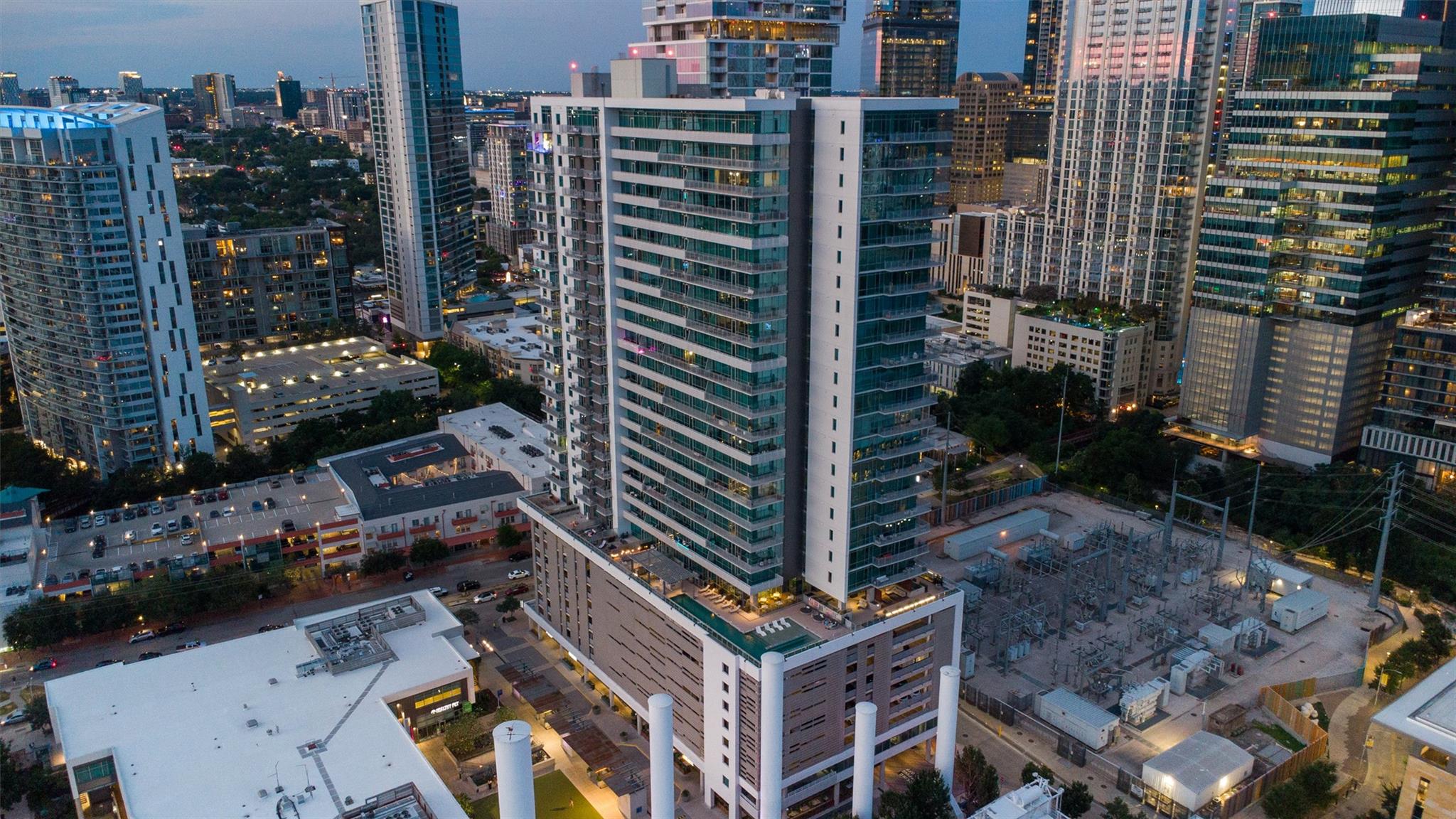 222 West Ave # 1808