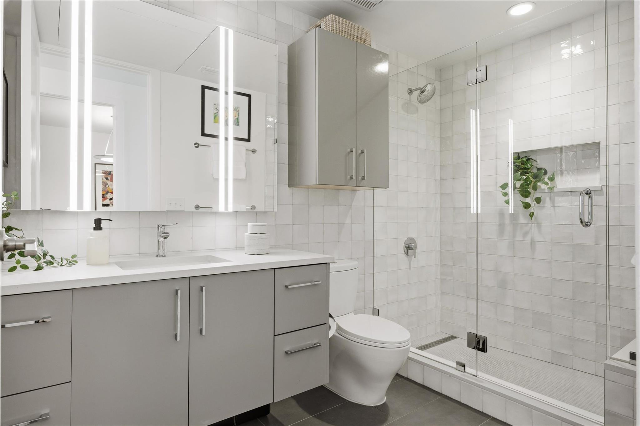 222 West Ave # 1808