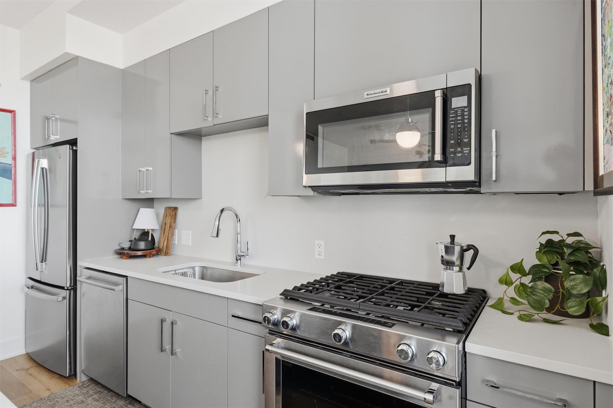222 West Ave # 1808