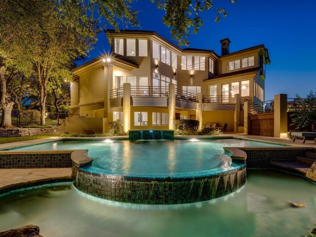 15903 Soleil CT
