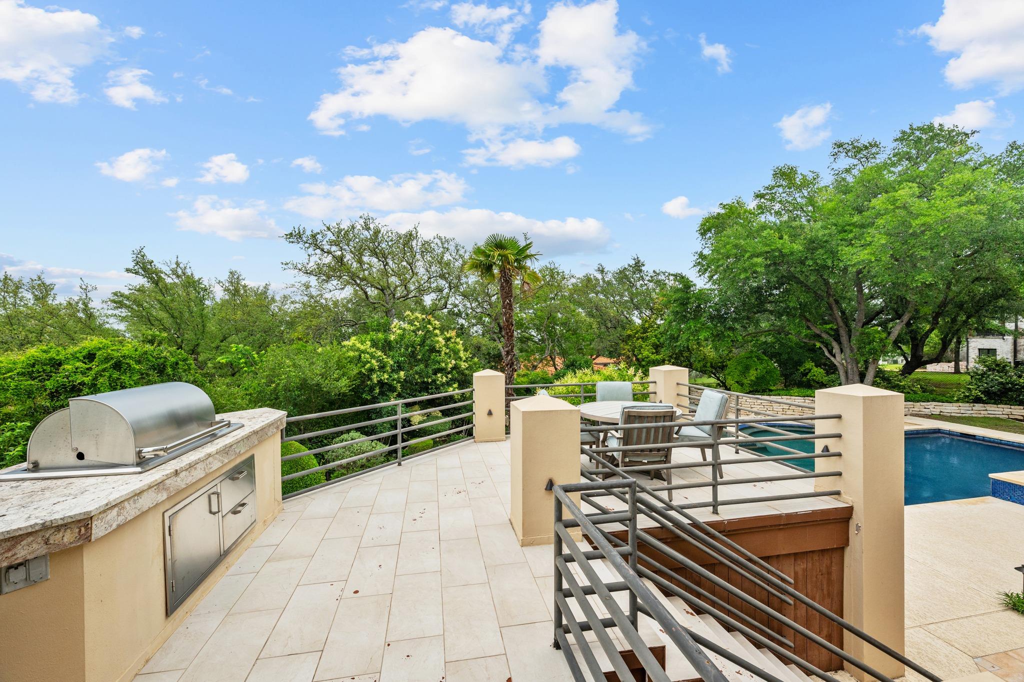 15903 Soleil CT