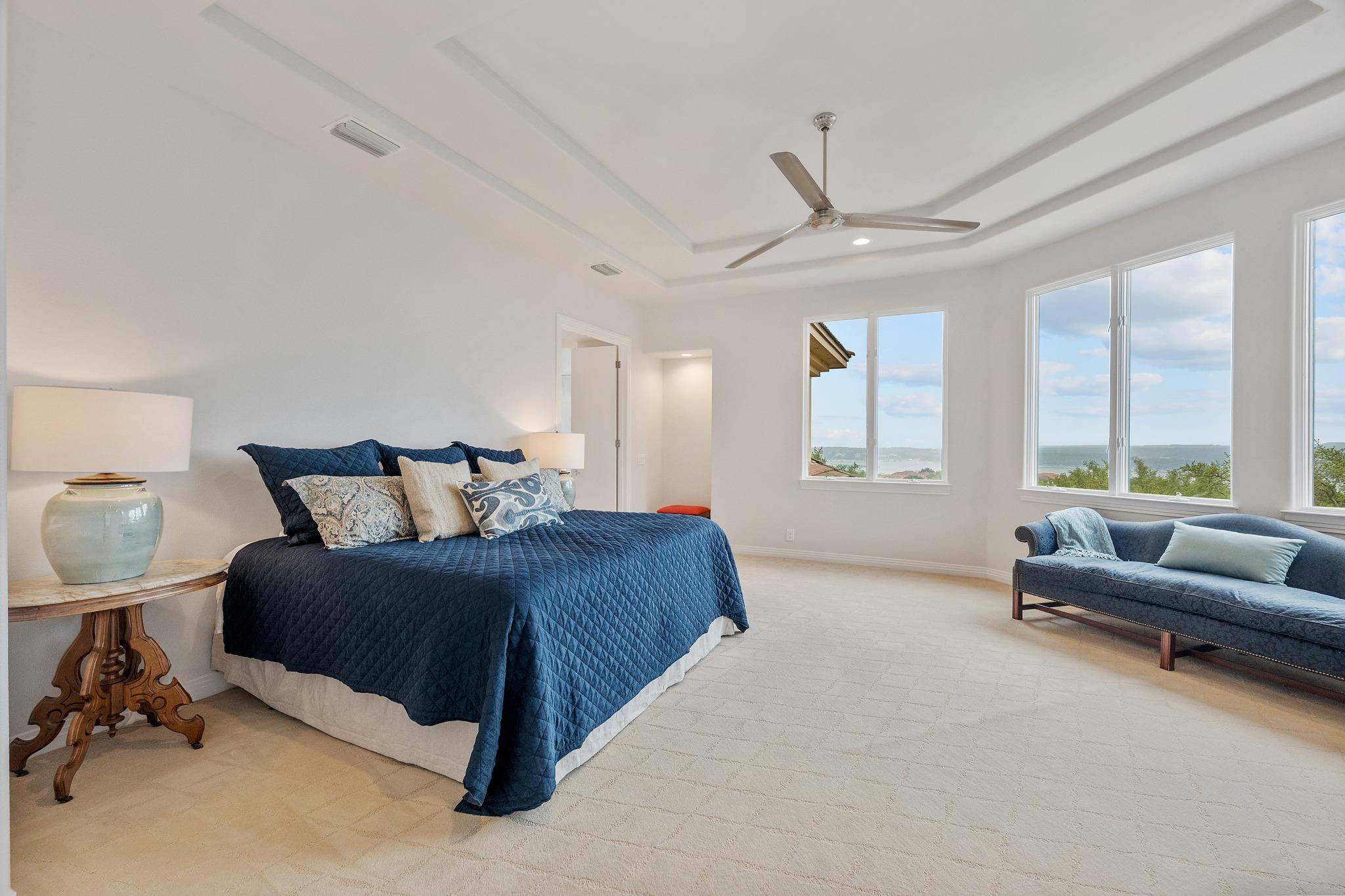 15903 Soleil CT