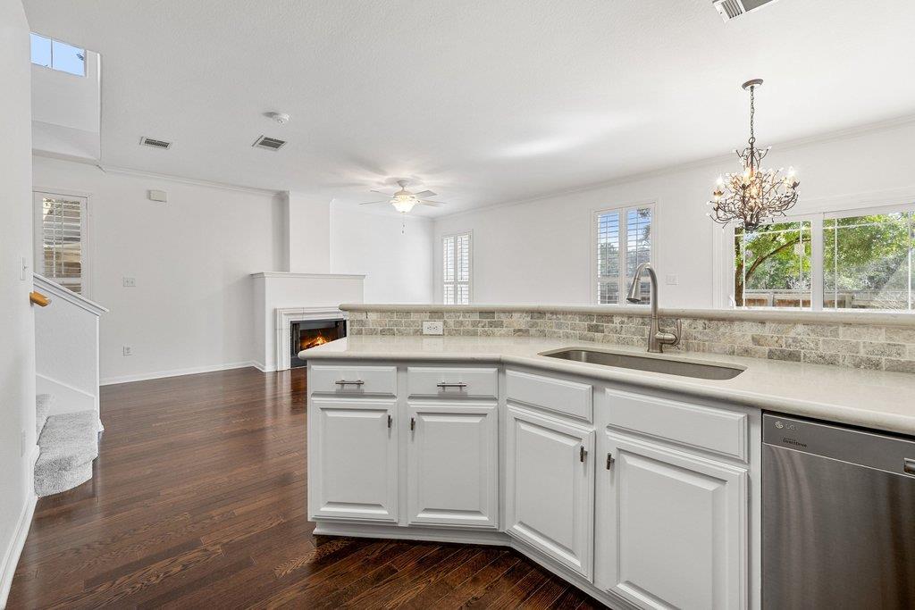 4620 W William Cannon DR # 4