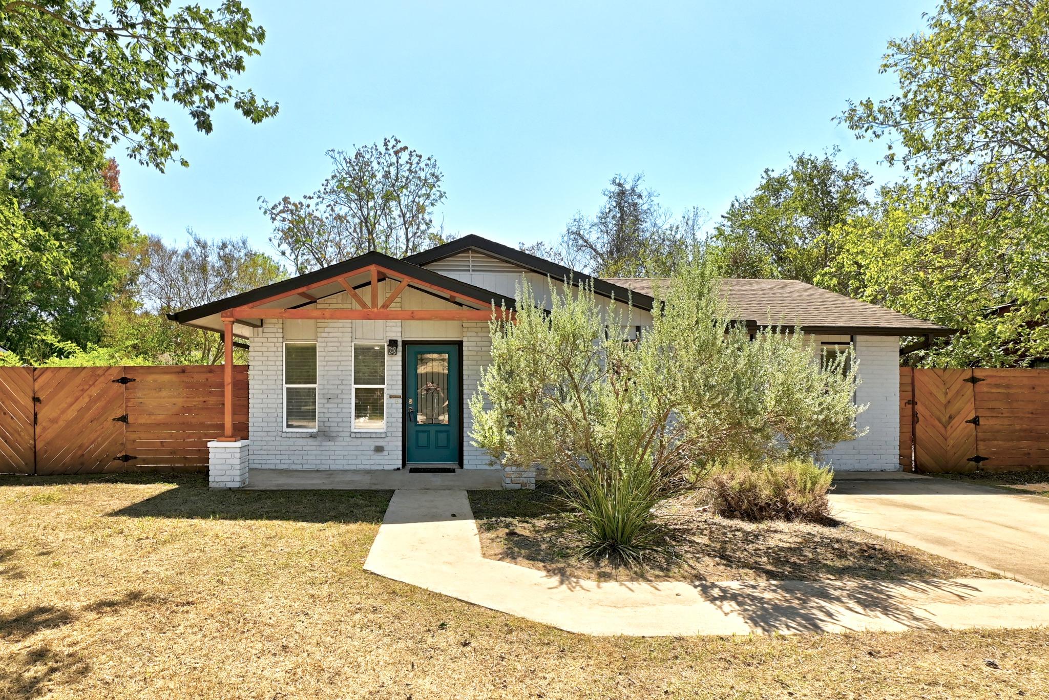 407 Magnolia ST