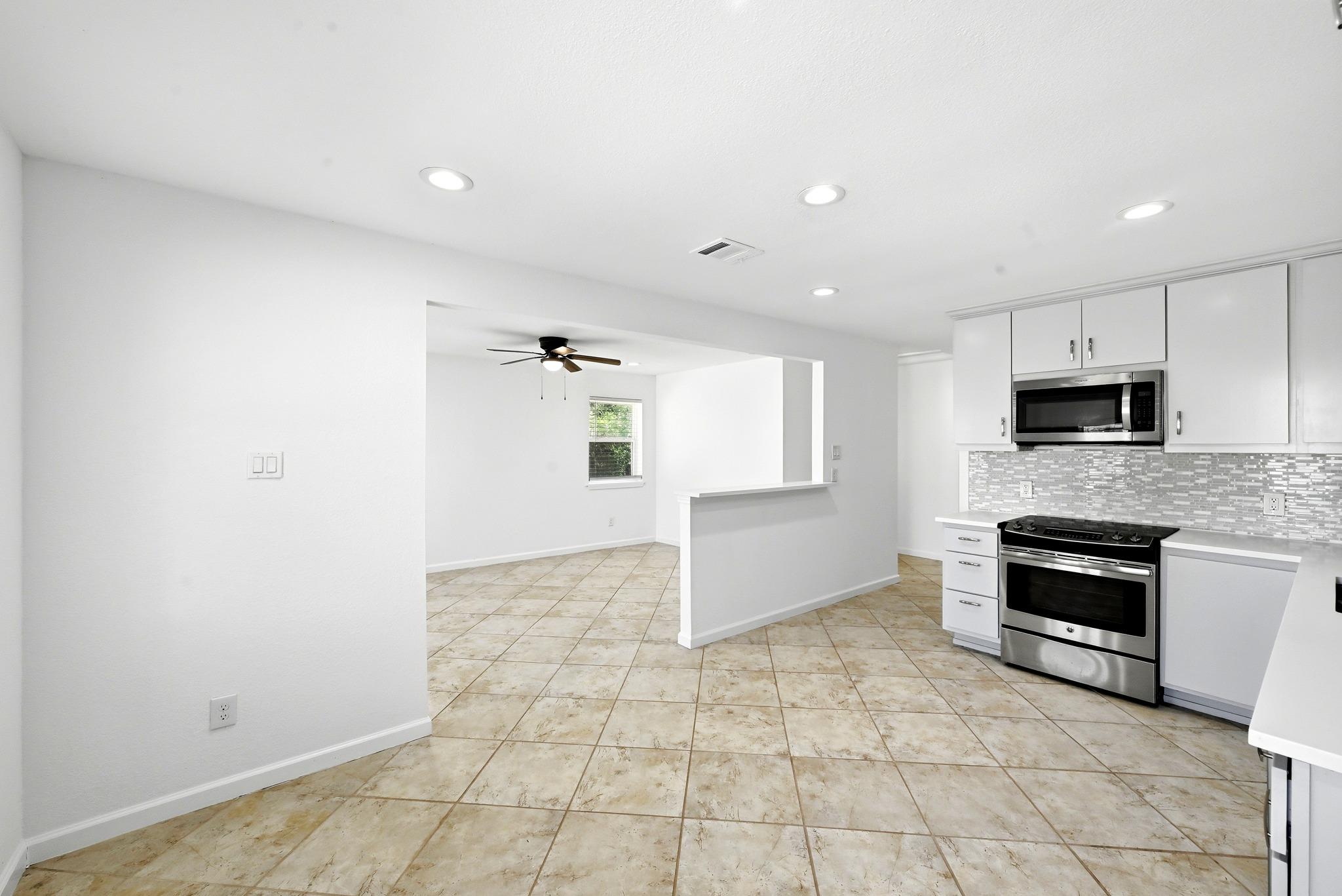 407 Magnolia ST