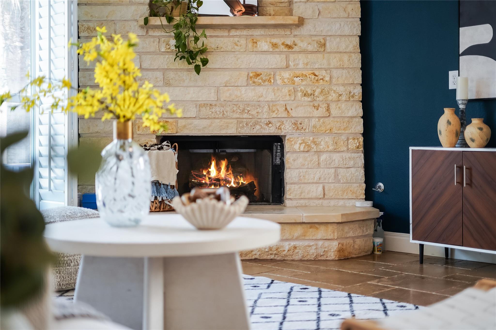 6101 Salcon Cliff DR