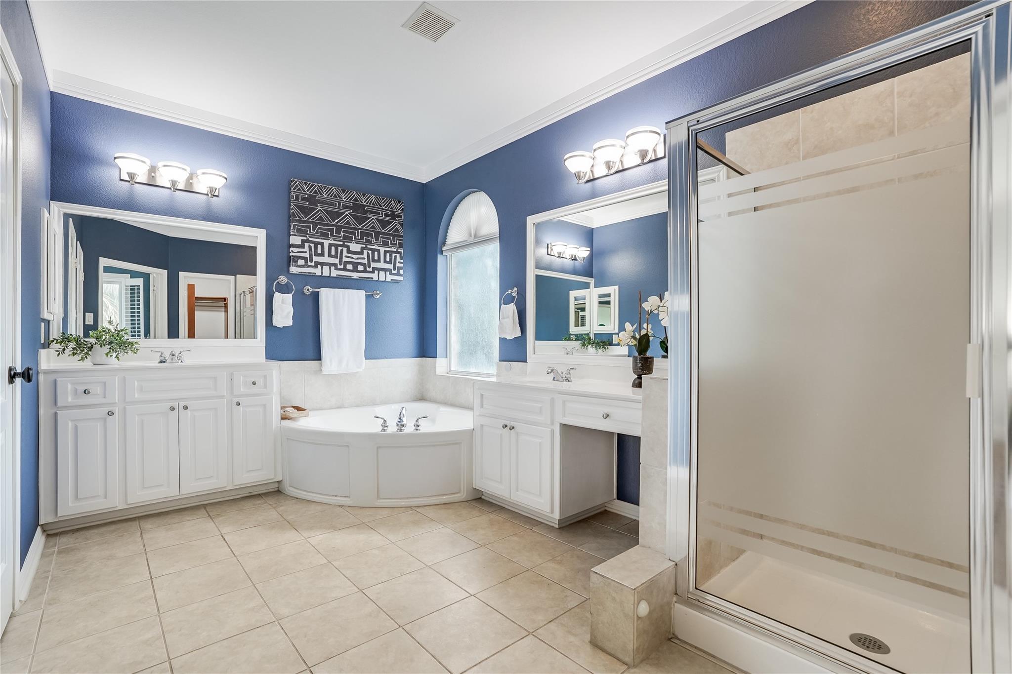 6101 Salcon Cliff DR