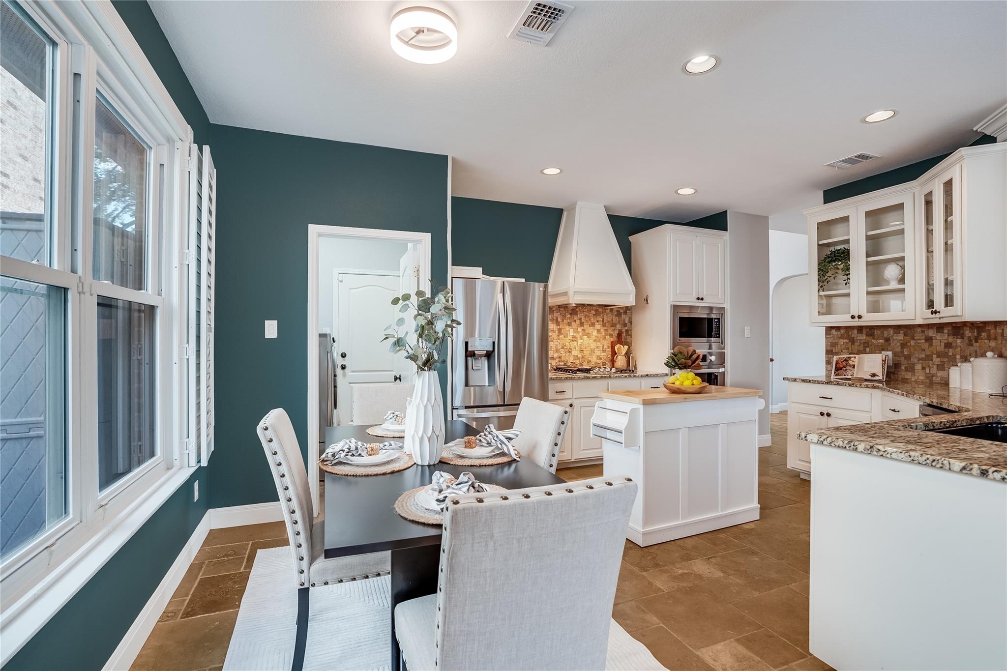 6101 Salcon Cliff DR