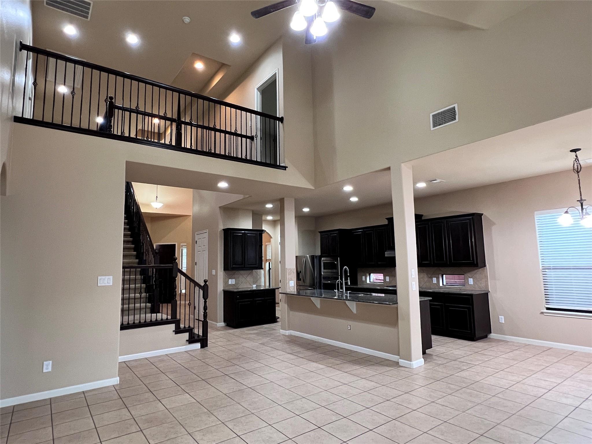 108 Cascada LN