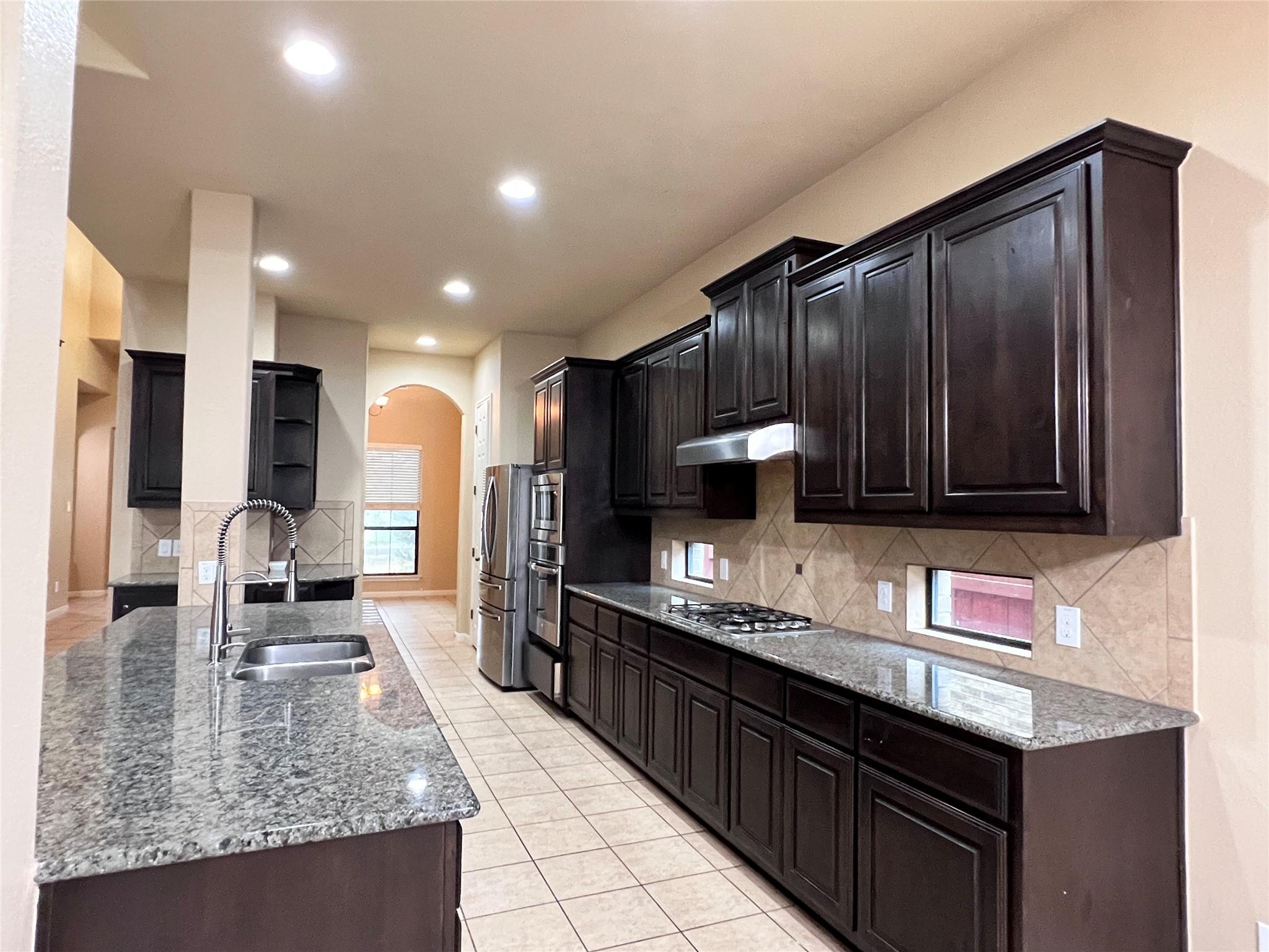 108 Cascada LN