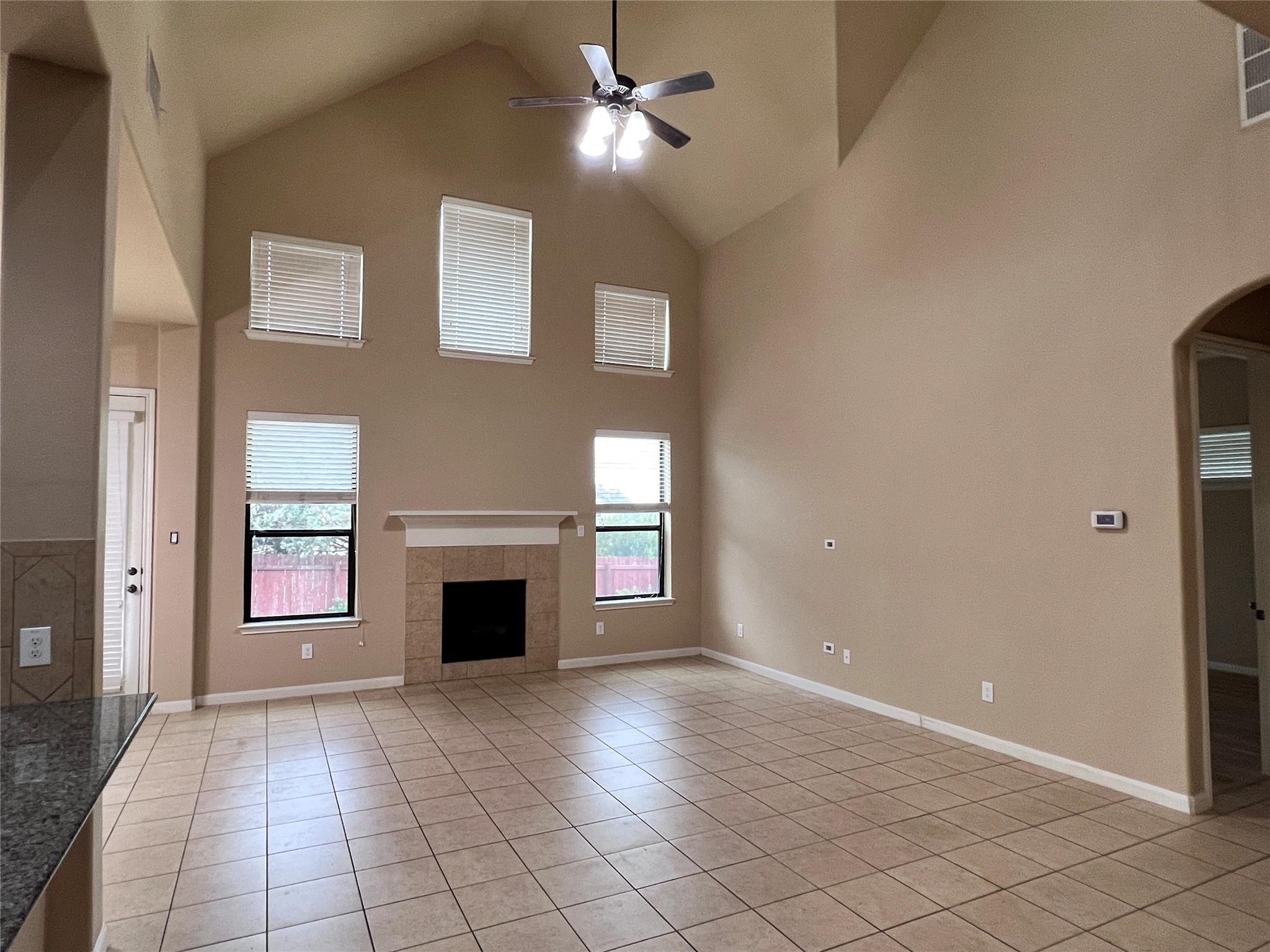 108 Cascada LN