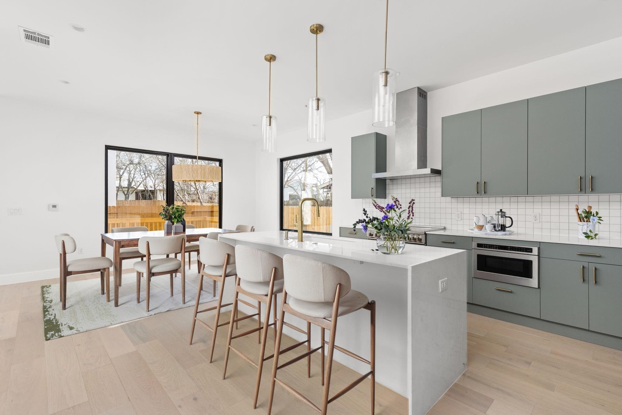 802 Philco DR # 2 Unit: 1 & 2