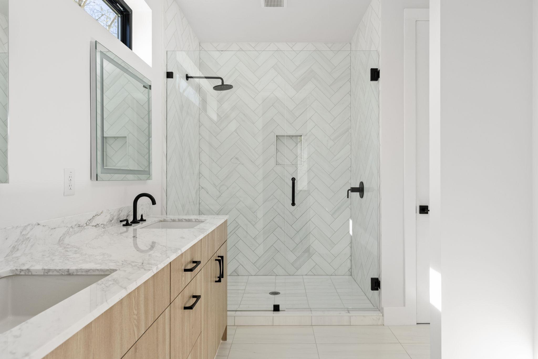 802 Philco DR # 2 Unit: 1 & 2