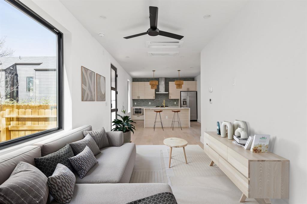 802 Philco DR # 2 Unit: 1 & 2