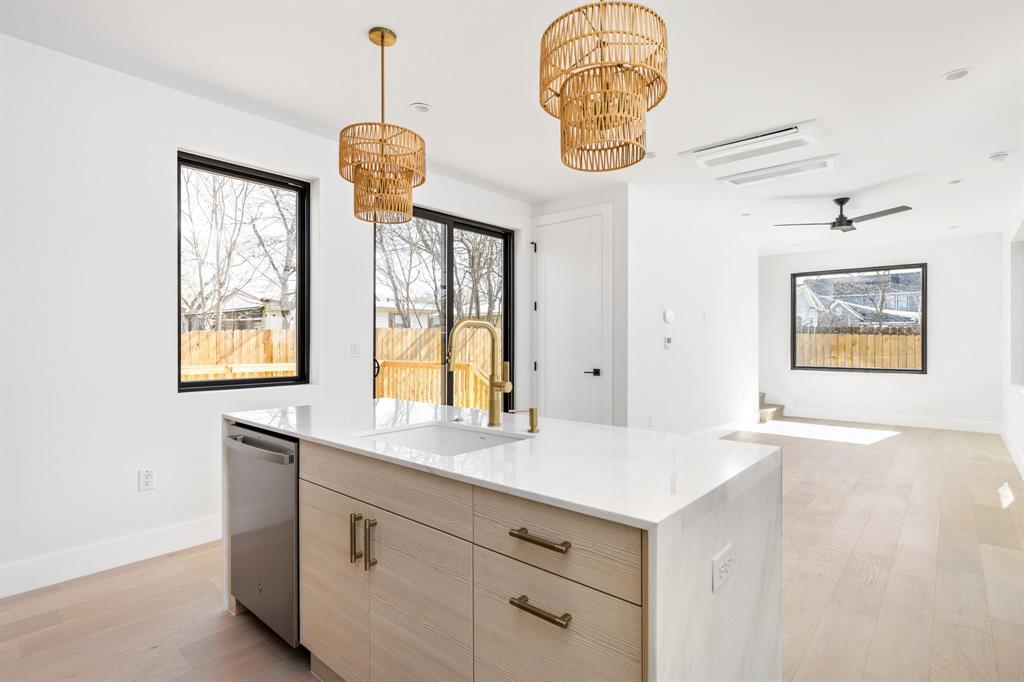 802 Philco DR # 2 Unit: 1 & 2