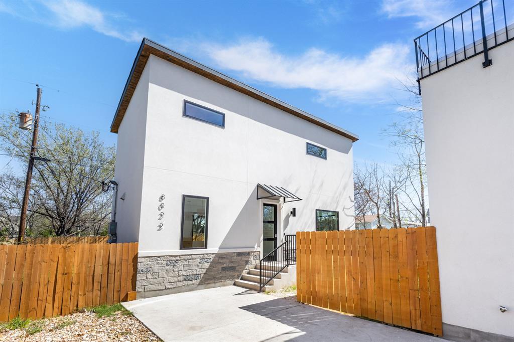 802 Philco DR # 2 Unit: 1 & 2