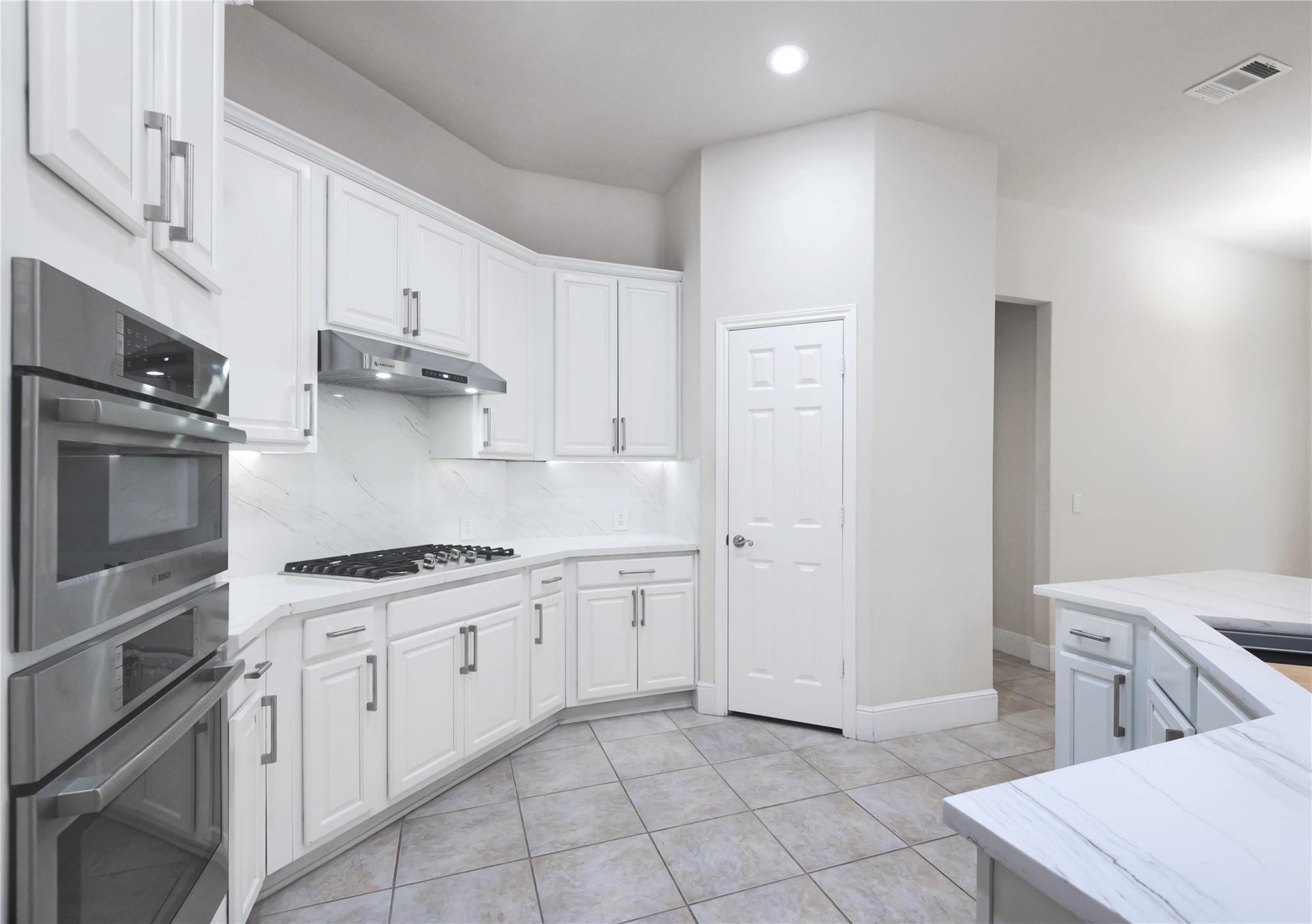 2613 Corabella pl PL