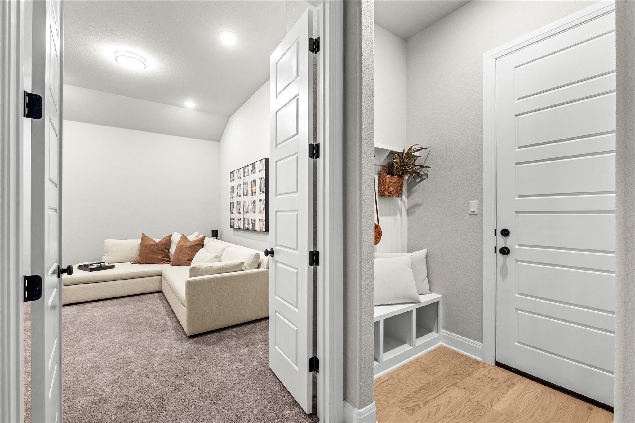 286 Canal DR