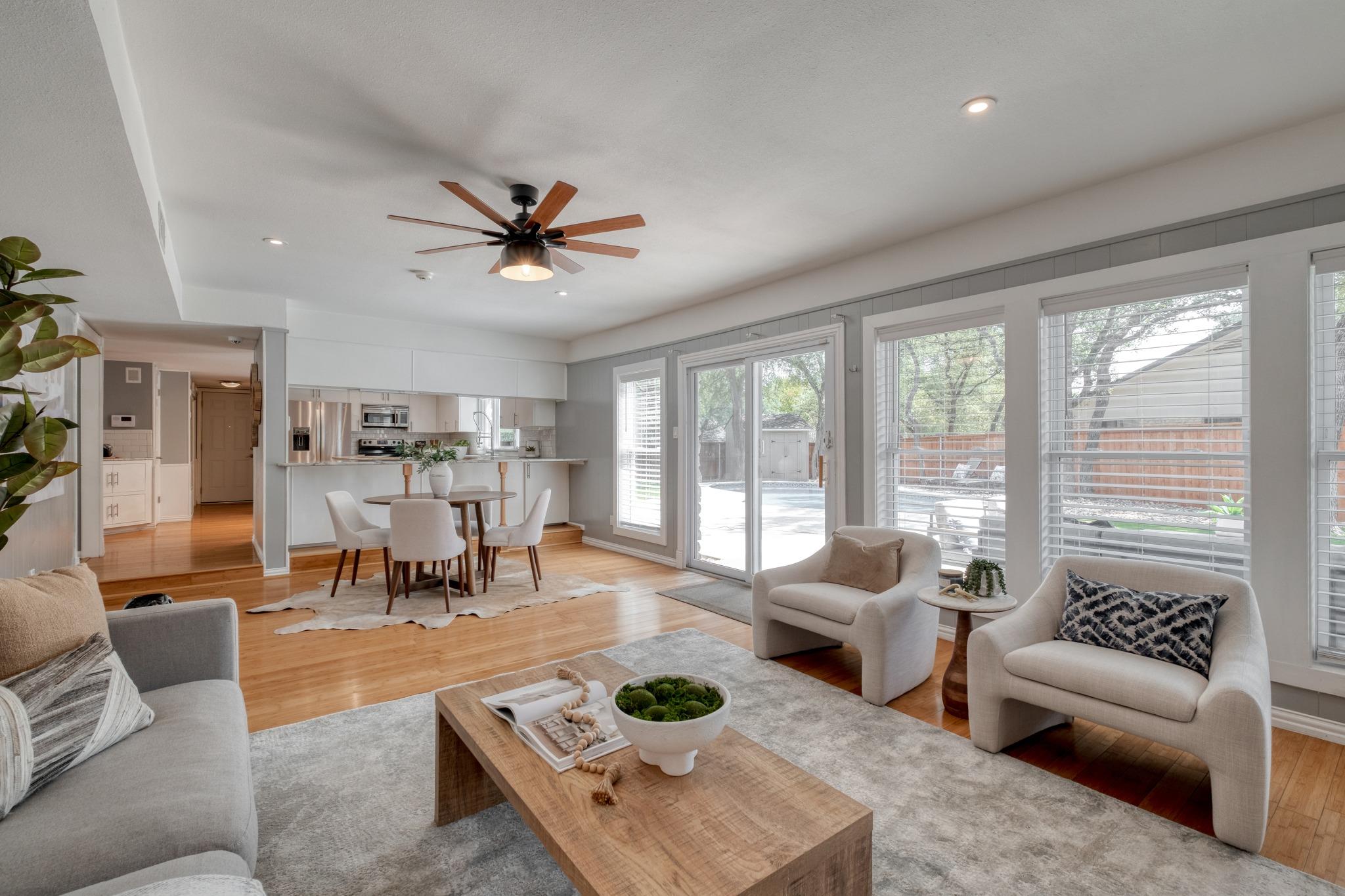 1007 Bluff DR
