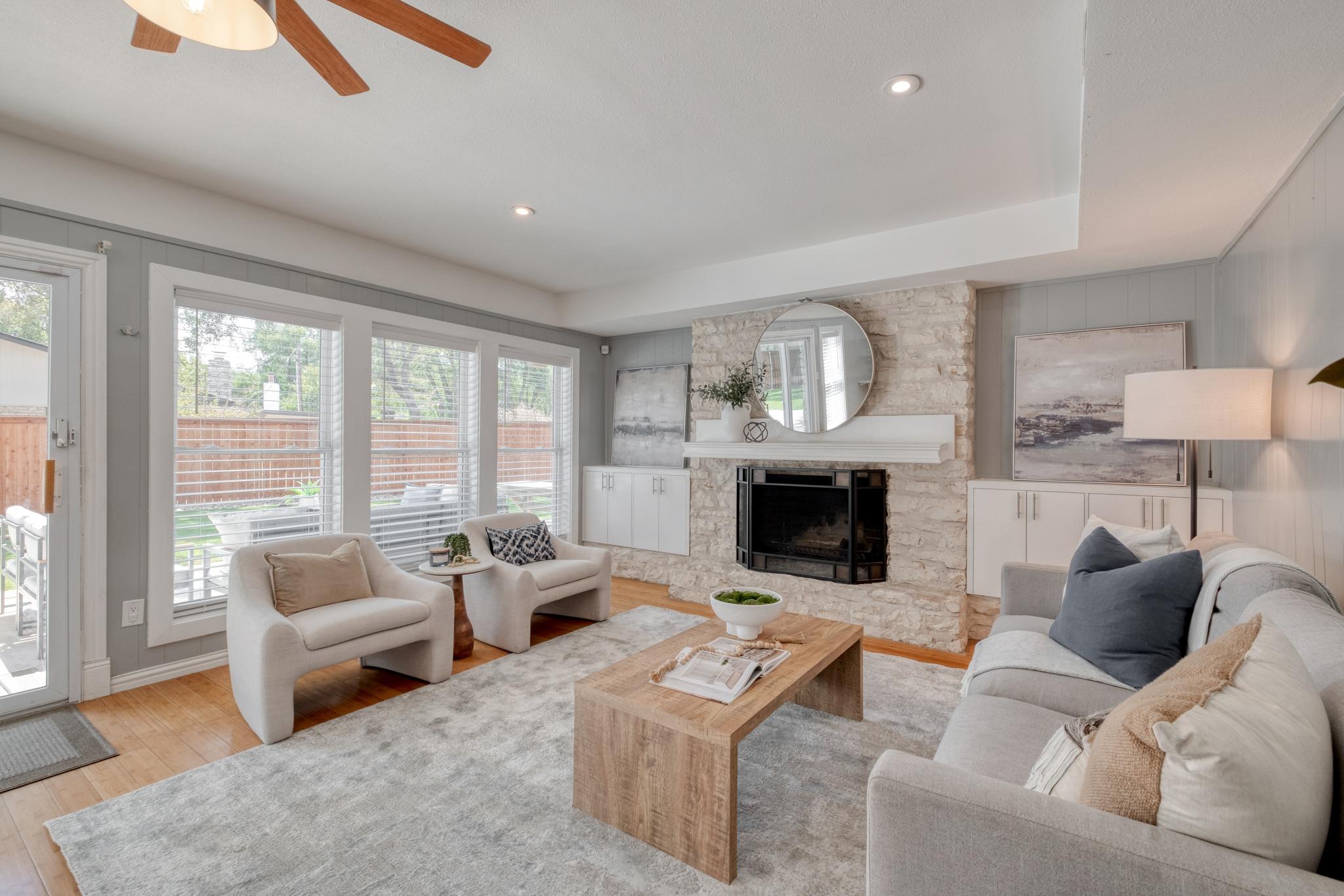 1007 Bluff DR