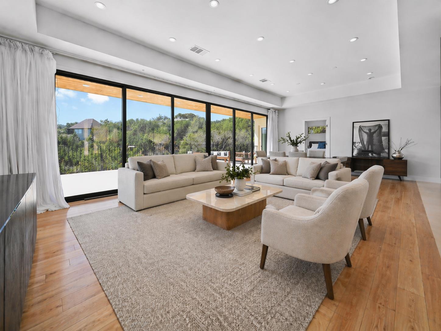 405 Barrett LN
