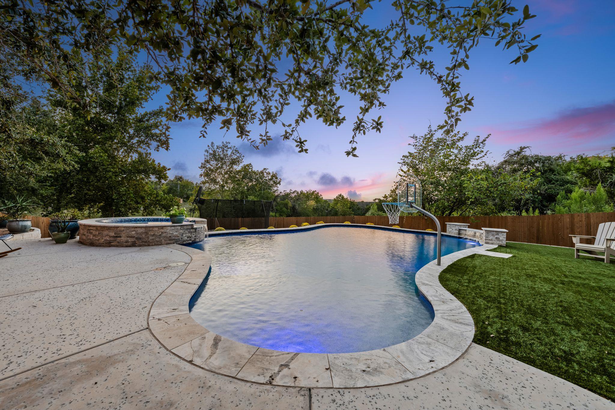 2204 Rimrock DR