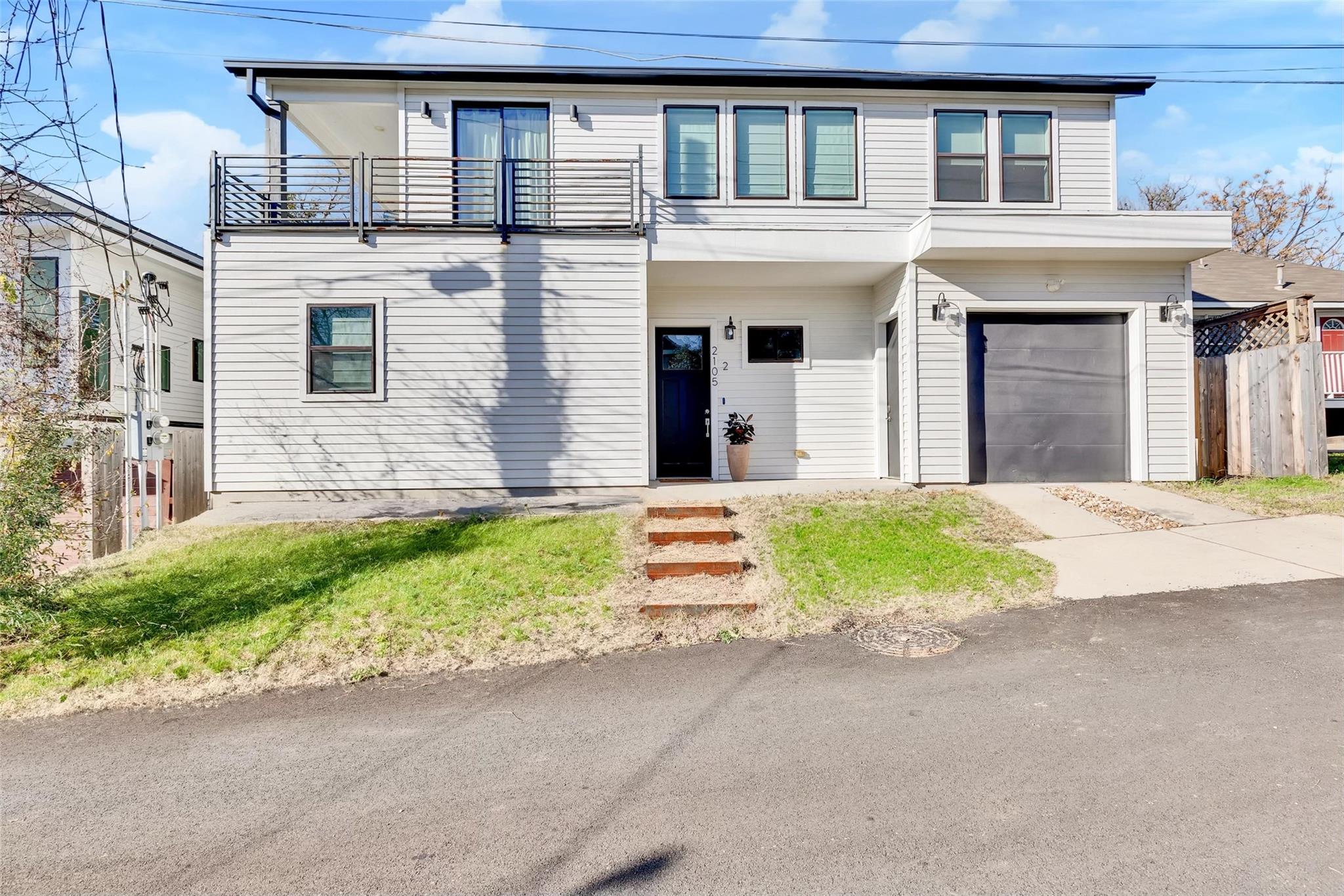 2105 Pennsylvania Ave # 2