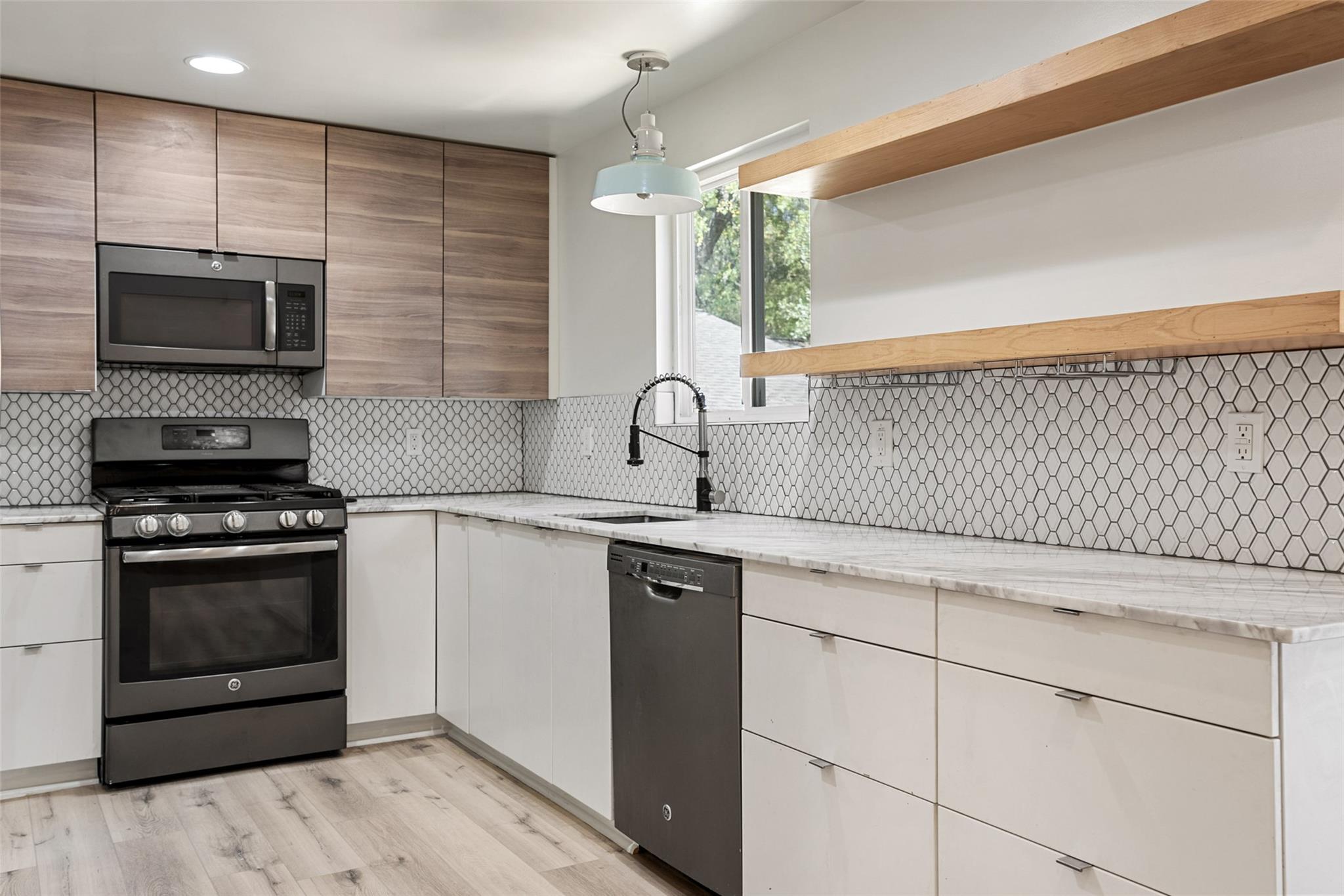 3103 Matador DR