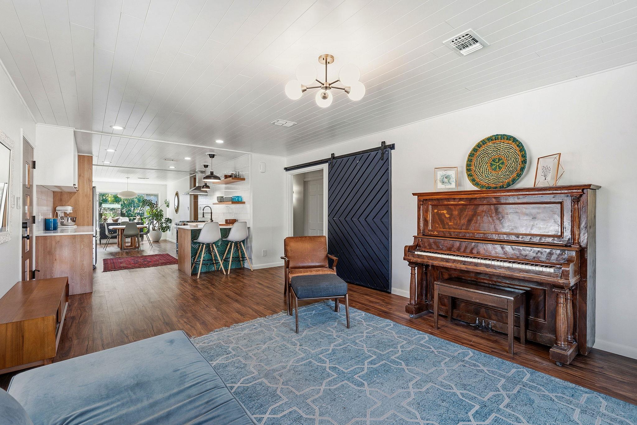 5705 Susie CT