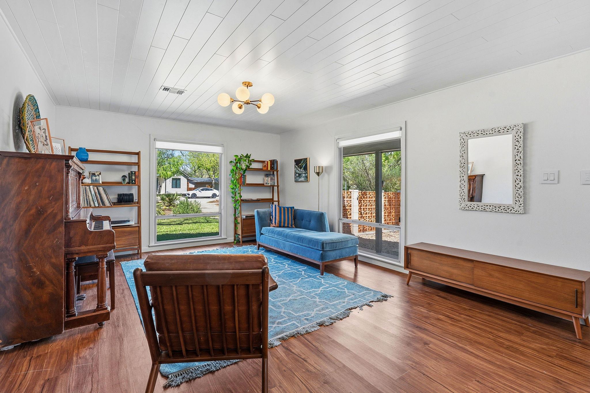 5705 Susie CT