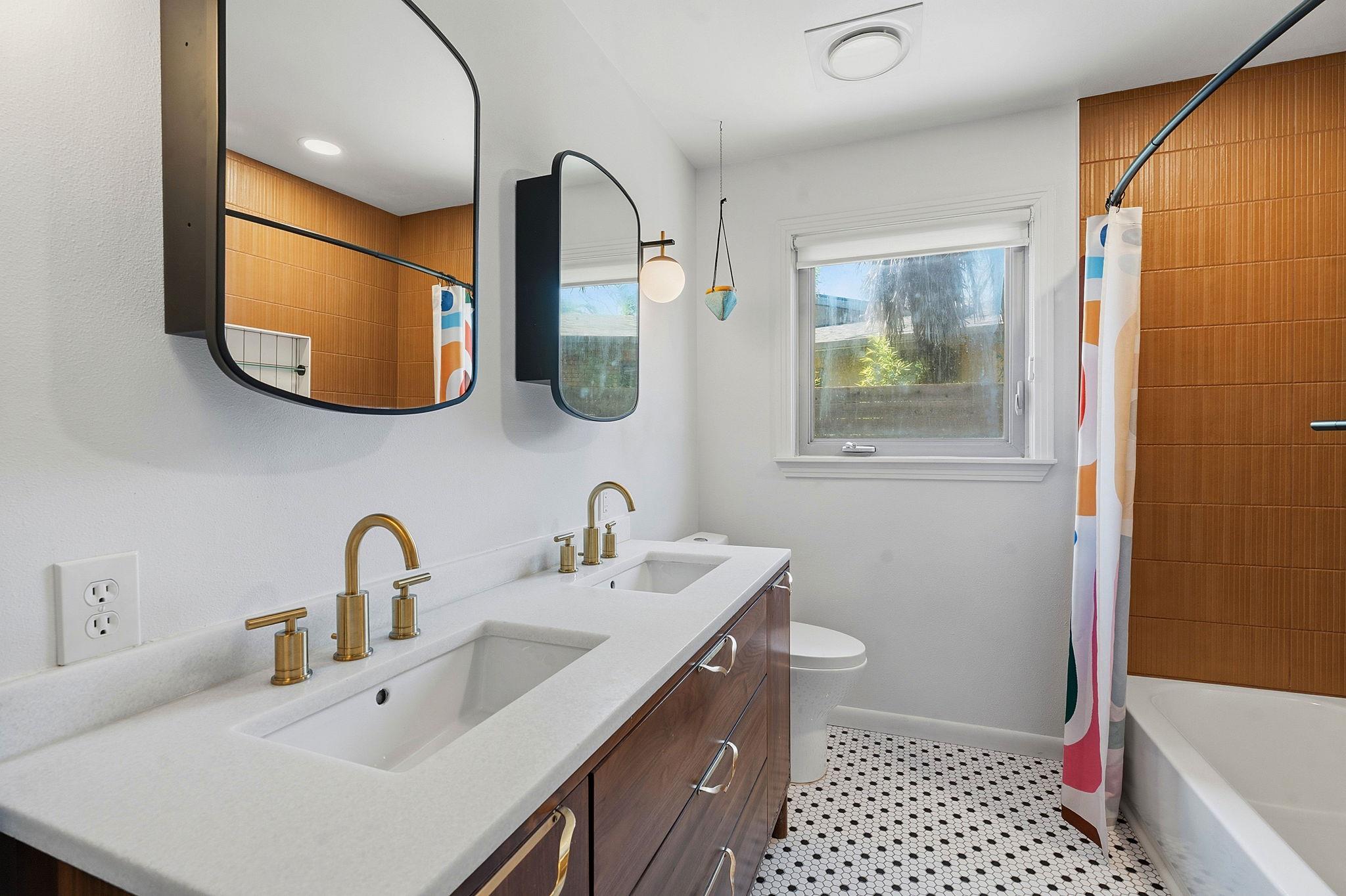 5705 Susie CT