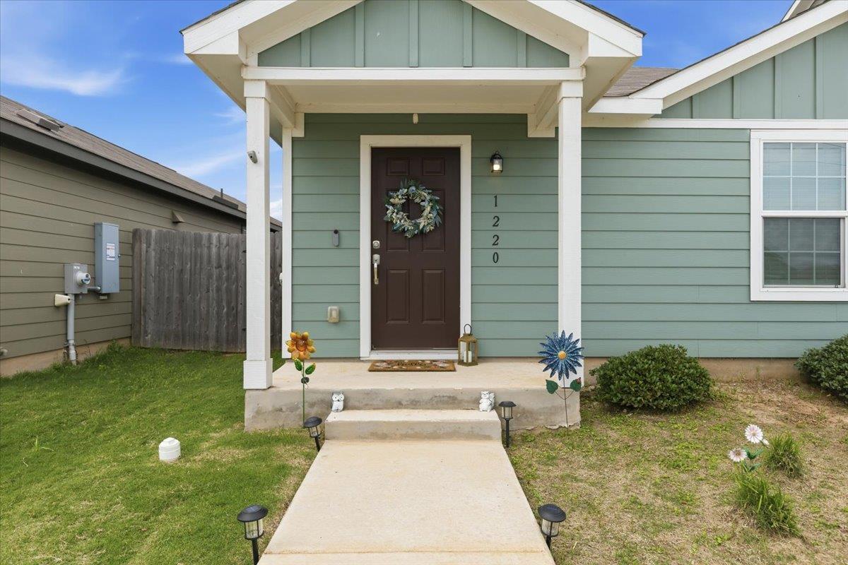 1220 Smallmouth RD