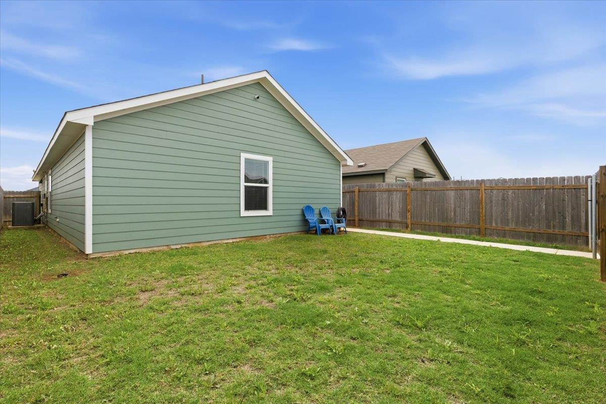 1220 Smallmouth RD