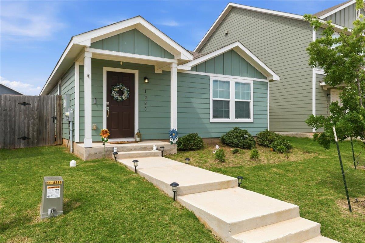 1220 Smallmouth RD