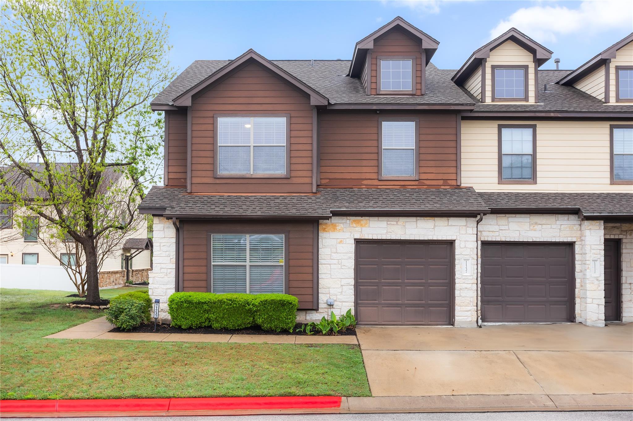 11237 Lost Maples TRL