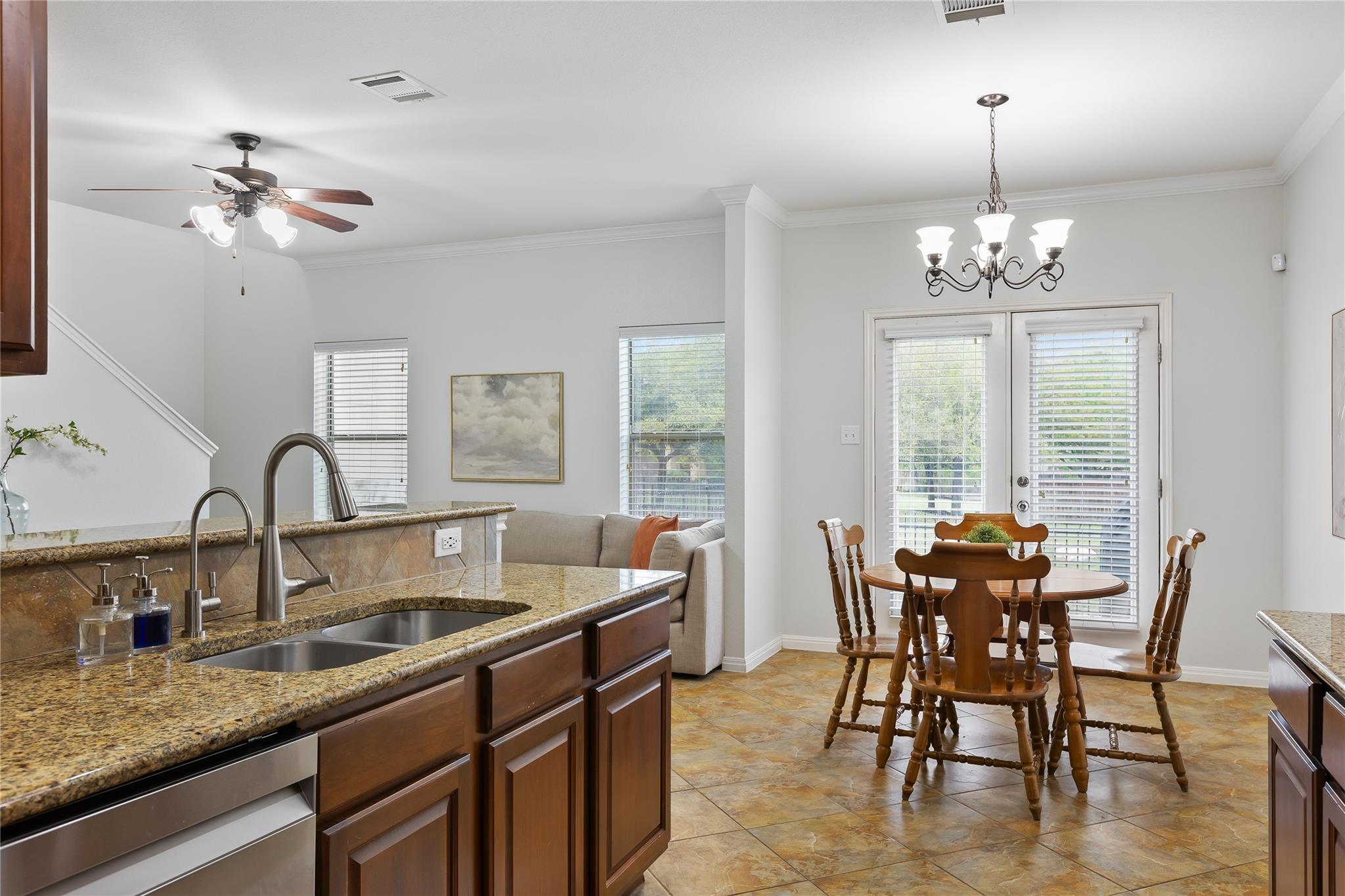 11237 Lost Maples TRL