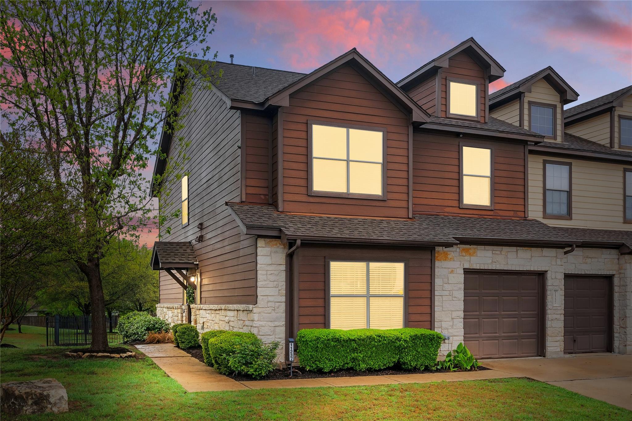 11237 Lost Maples TRL