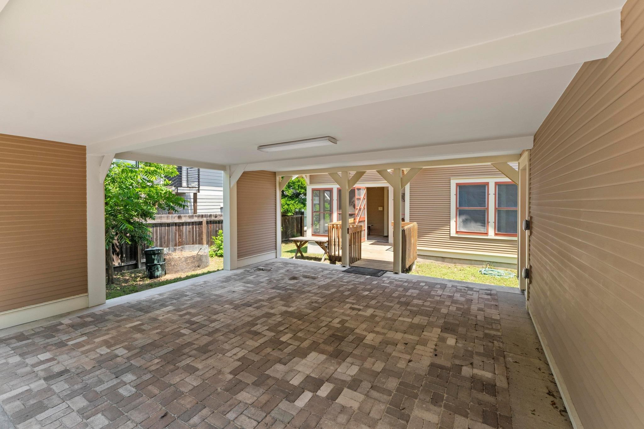 4314 Duval ST