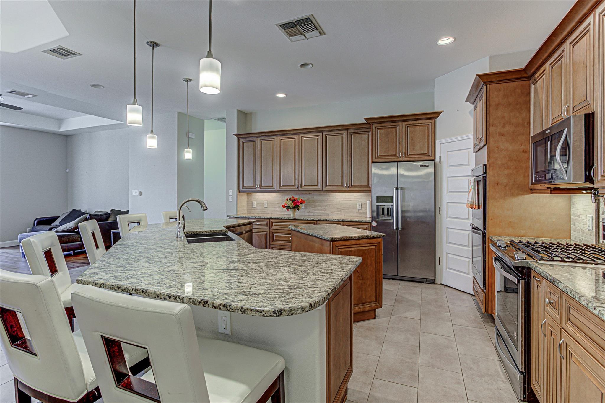 105 Arbors CIR