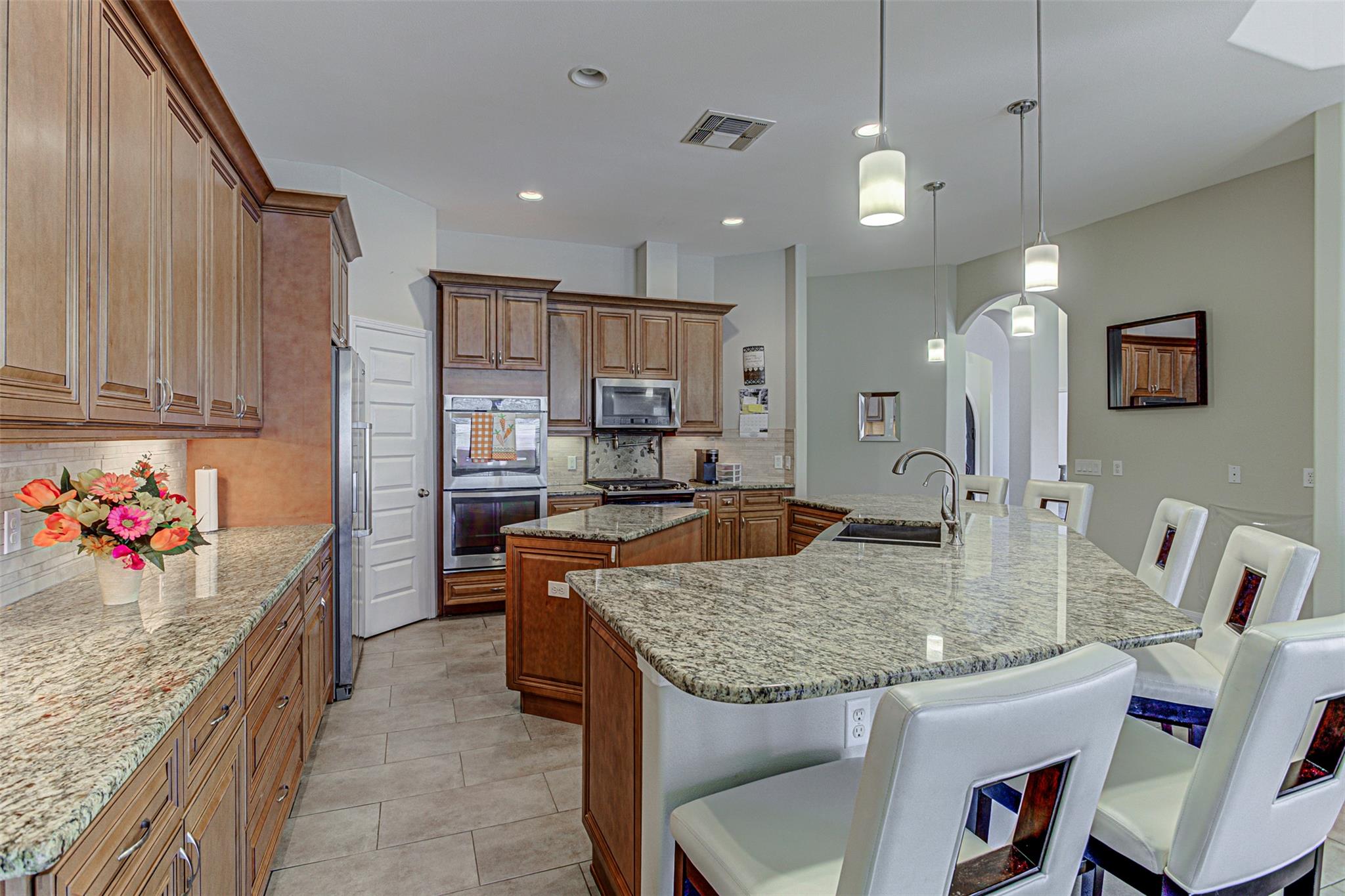 105 Arbors CIR