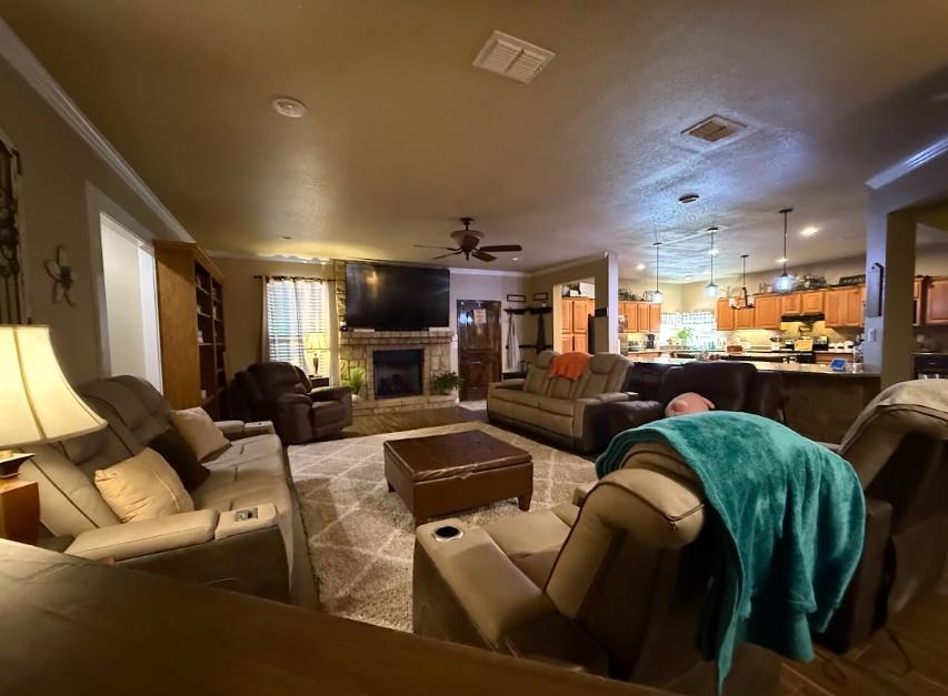 617 State Highway 123 N, Stockdale