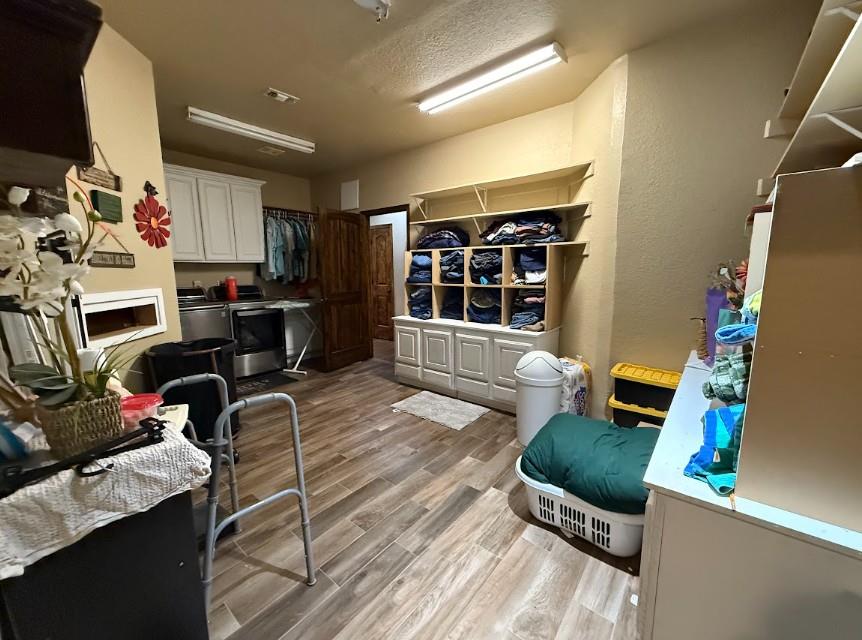 617 State Highway 123 N, Stockdale