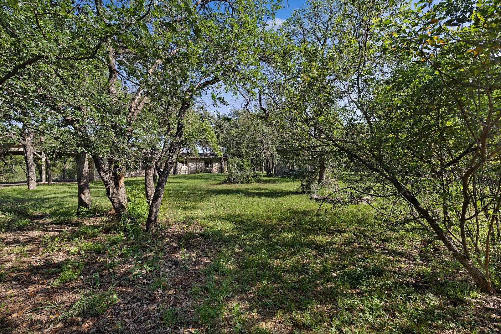 2905 Stratford DR