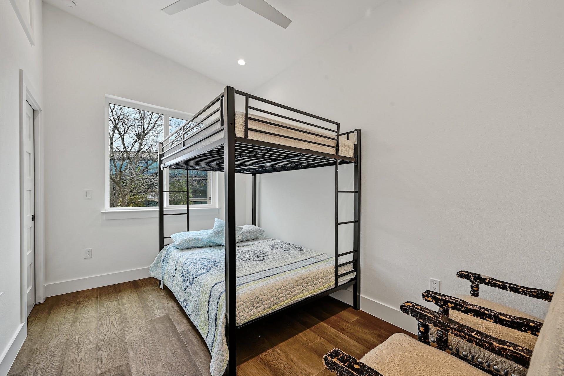 201 Tillery SQ # 2