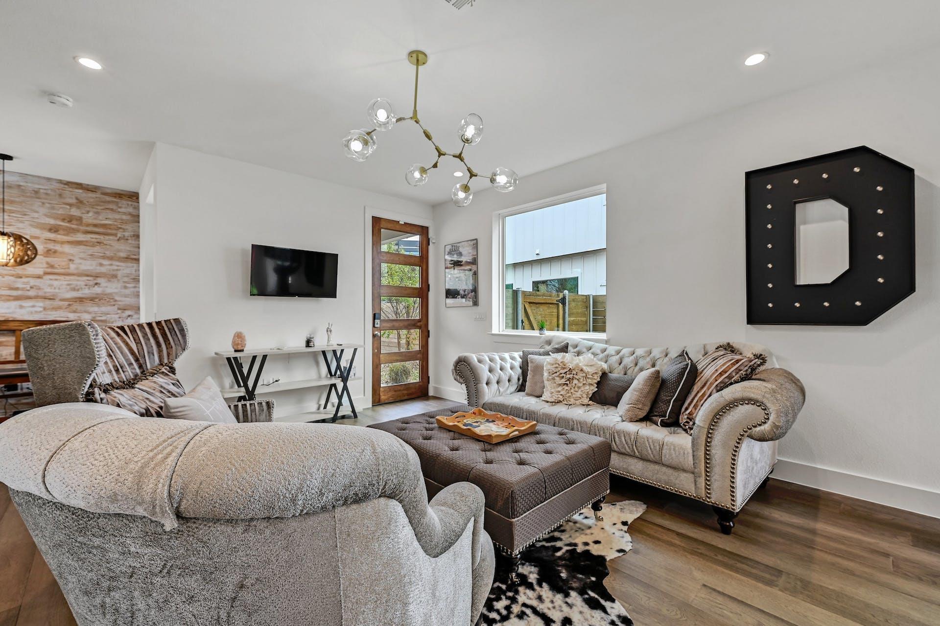 201 Tillery SQ # 2